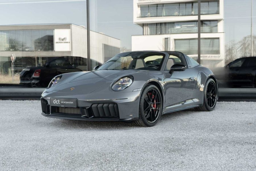 Porsche 992 Targa 4 GTS 18Way SportDesign Leather Chalk BOSE