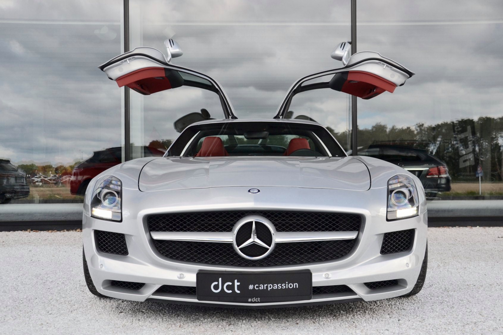 Mercedes-Benz SLS AMG - DCT
